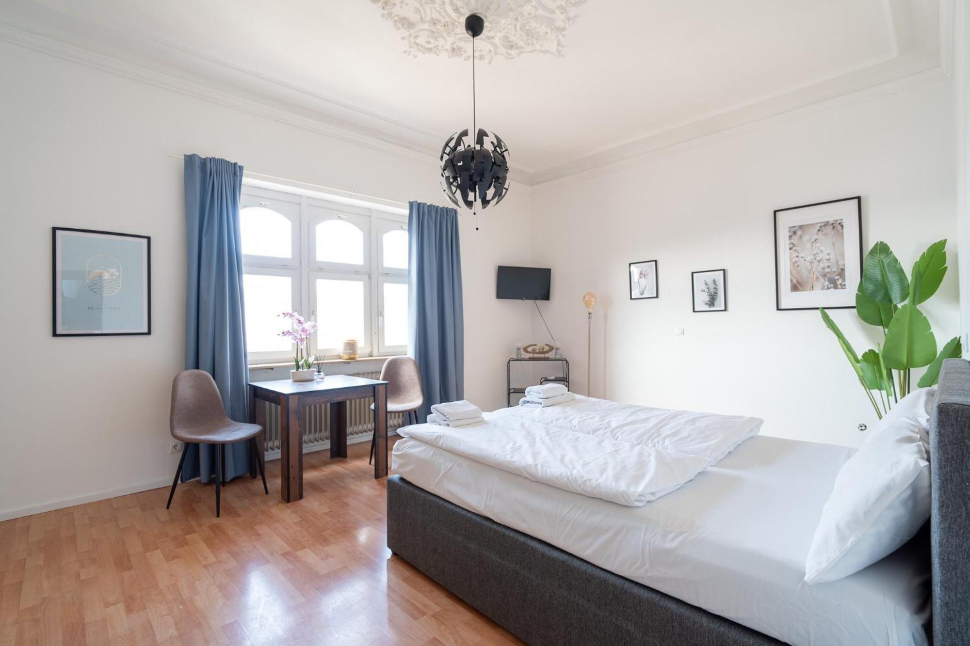 Honeybee Properties Ferienwohnungen Koblenz Exterior foto